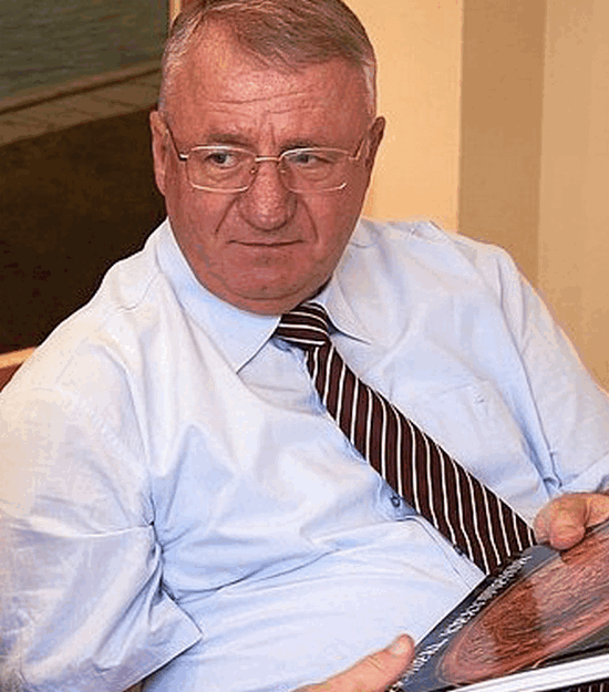 Vojislav Šešelj